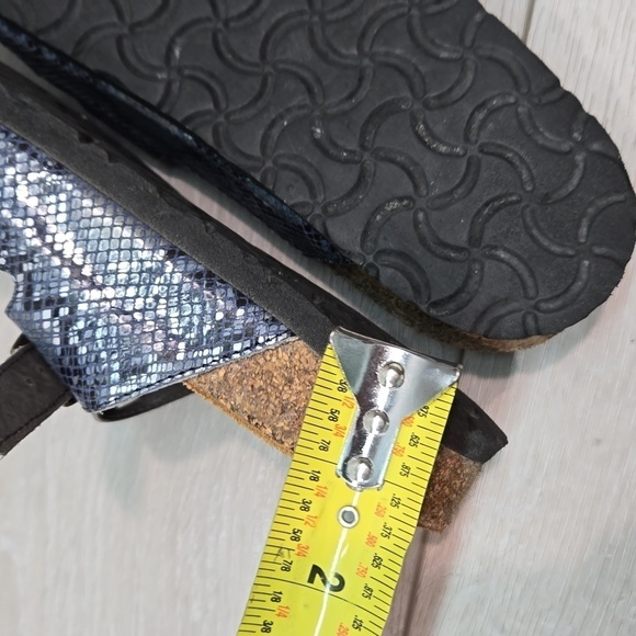 Naot Women 3 Strps Leather Sandals shoes sz 37/6 - Picture 11 of 12